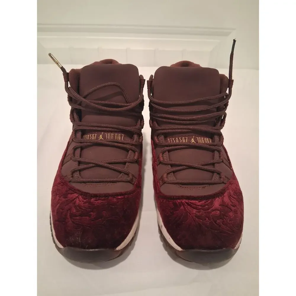 Air Jordan 11 Retro Heiress Night Maroon Velvet 852625-650 Size 5.5Y NO INSOLES